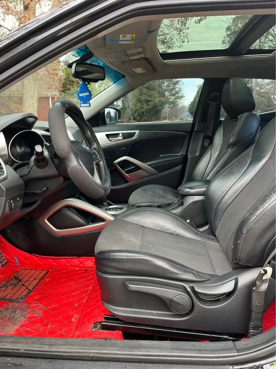 2013 Hyundai Veloster - Image 10 of 10