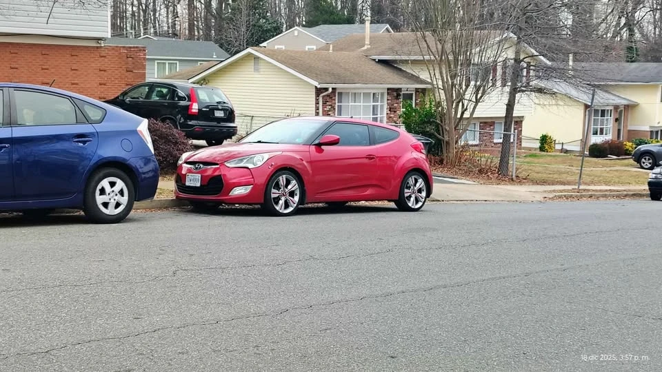 2013 Hyundai Veloster - Image 8 of 8