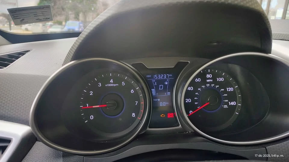 2013 Hyundai Veloster - Image 7 of 8