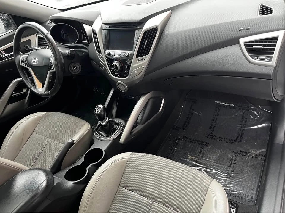 2013 Hyundai Veloster - Image 13 of 15