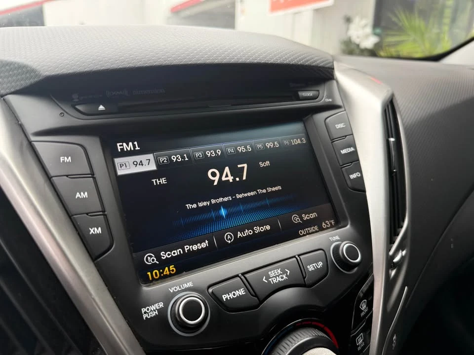 2013 Hyundai Veloster - Image 18 of 20