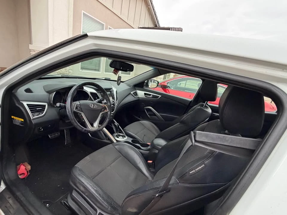 2013 Hyundai Veloster - Image 4 of 6