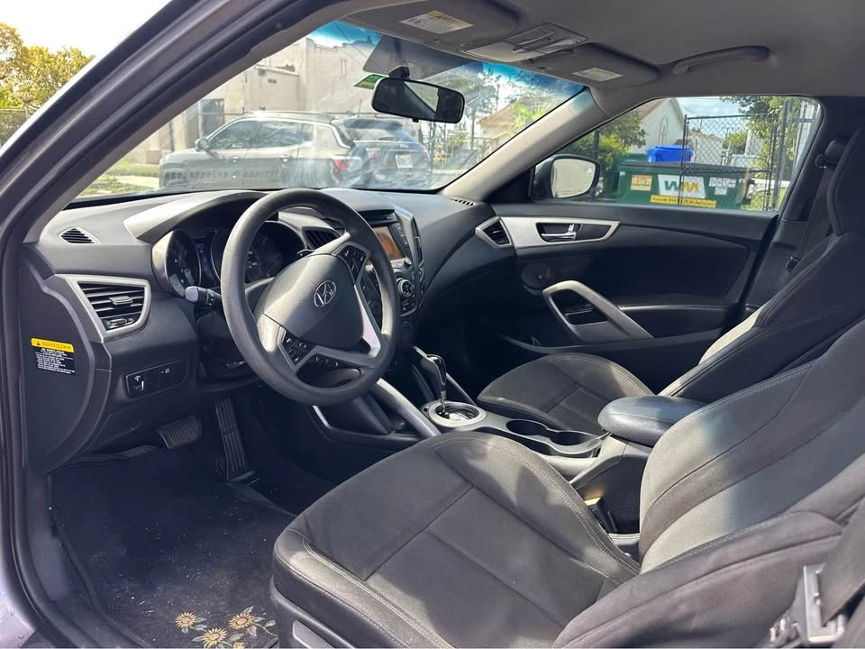 2013 Hyundai Veloster - Image 7 of 11