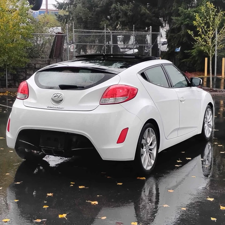 2013 Hyundai Veloster - Image 8 of 11