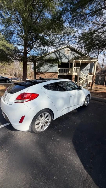 2013 Hyundai Veloster - Image 4 of 10