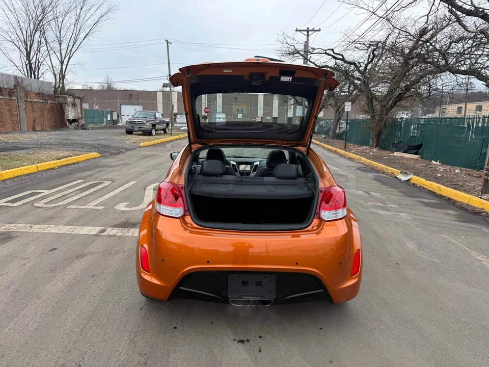 2013 Hyundai Veloster - Image 19 of 20