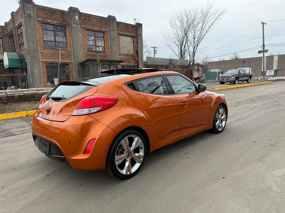 2013 Hyundai Veloster - Image 8 of 20