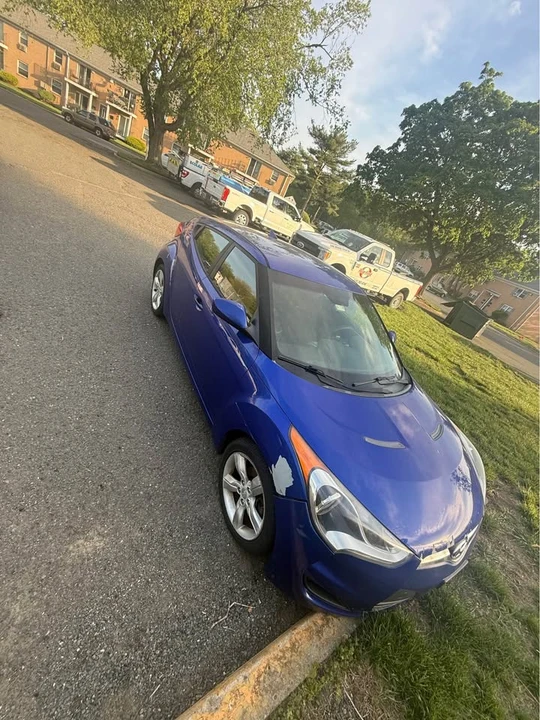 2013 Hyundai Veloster - Image 3 of 13