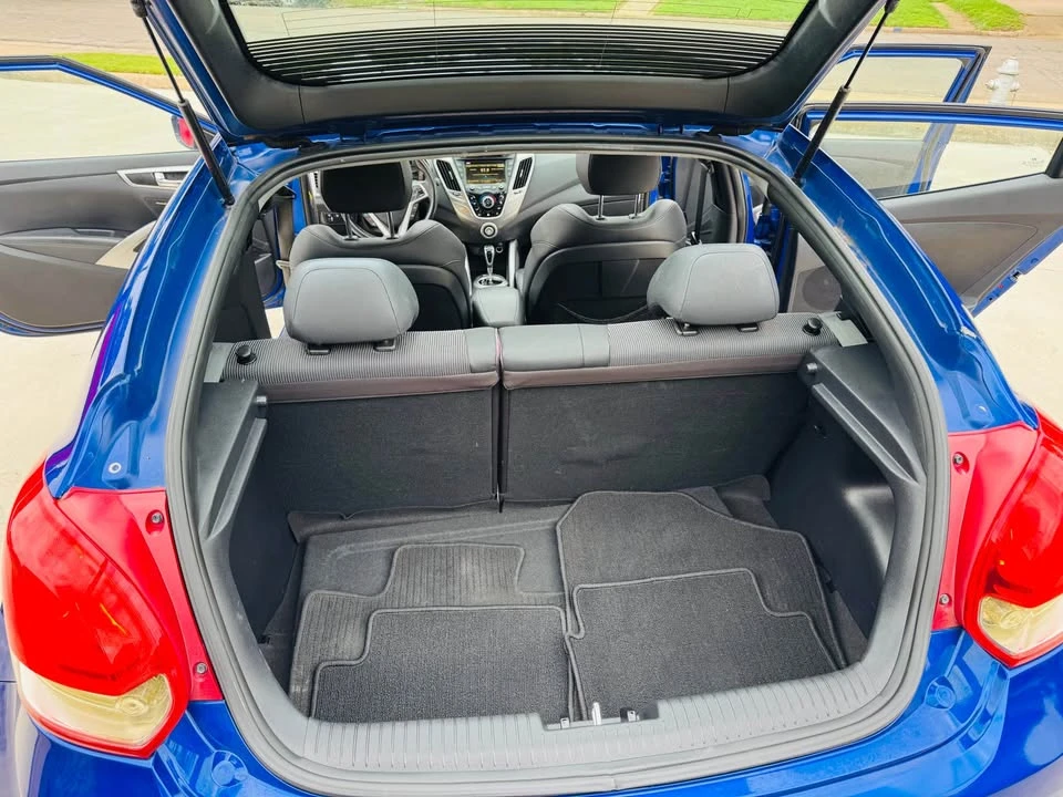 2013 Hyundai Veloster - Image 14 of 16