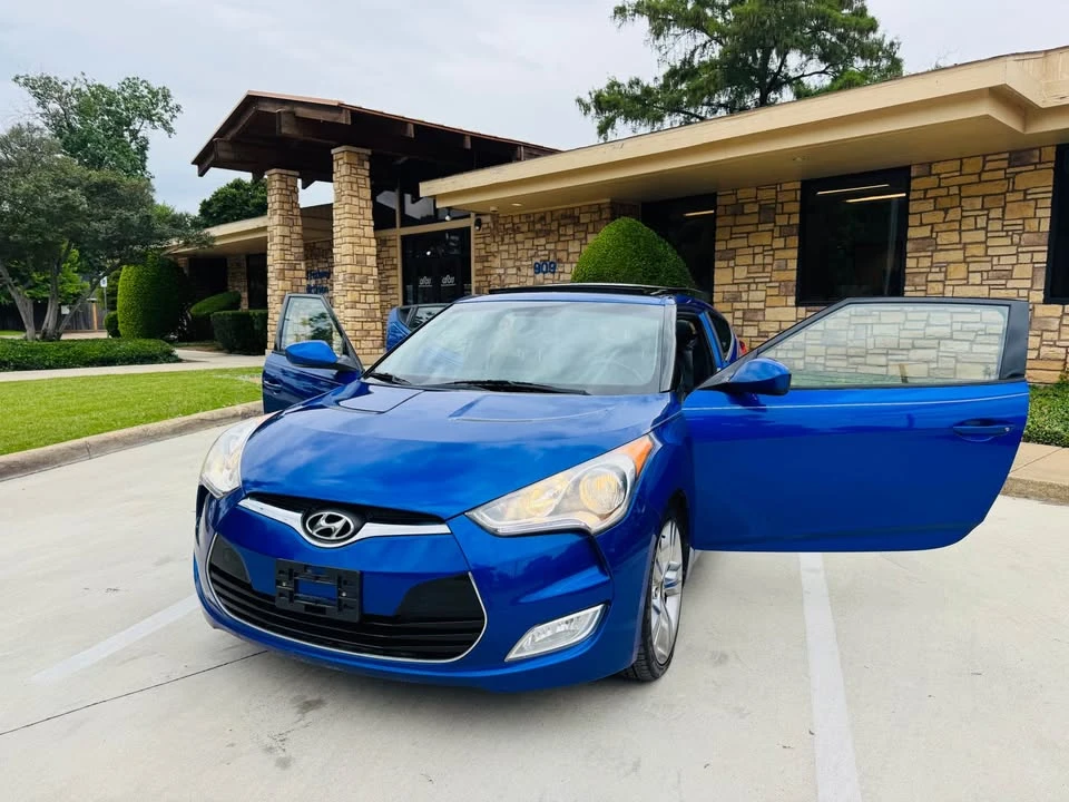 2013 Hyundai Veloster - Image 15 of 16