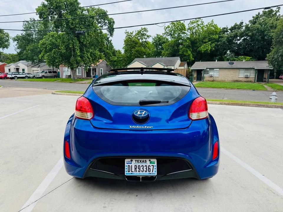 2013 Hyundai Veloster - Image 8 of 16