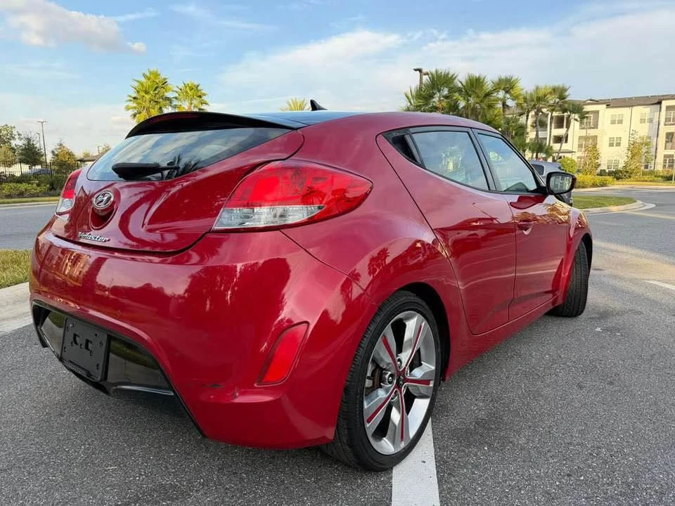 2013 Hyundai Veloster - Image 3 of 15