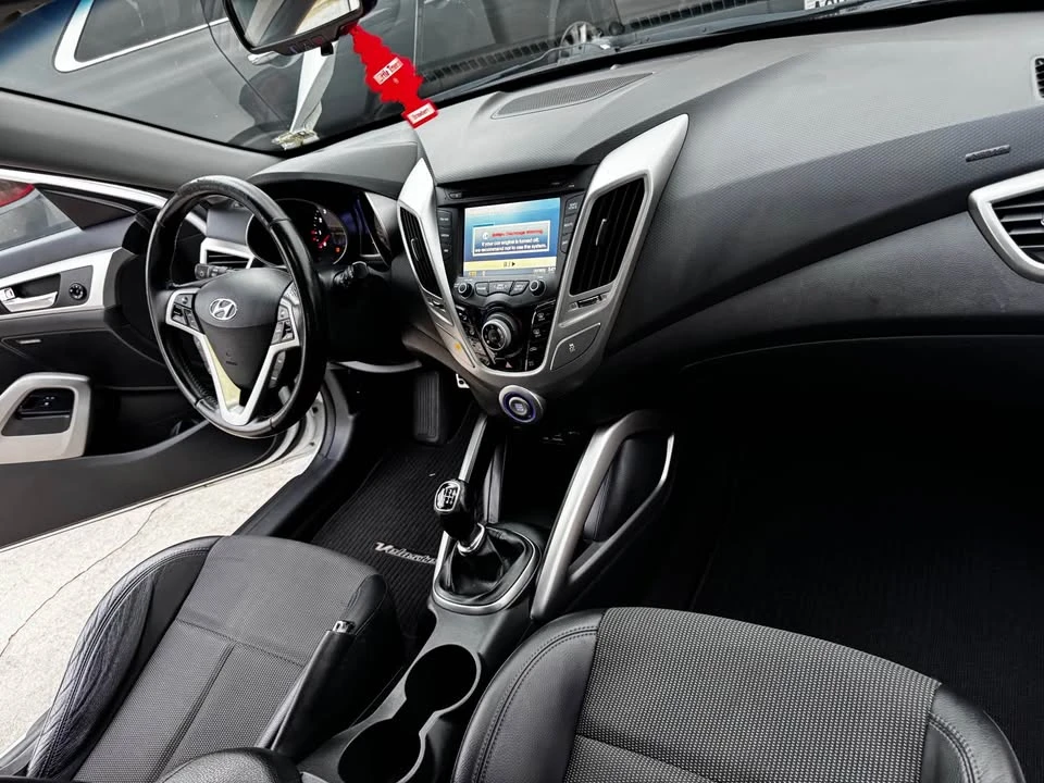 2013 Hyundai Veloster - Image 19 of 19