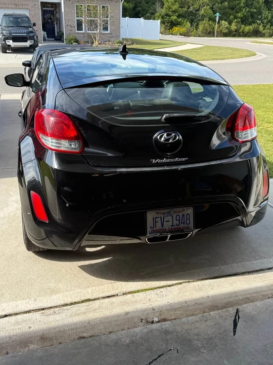 2013 Hyundai Veloster - Image 11 of 11