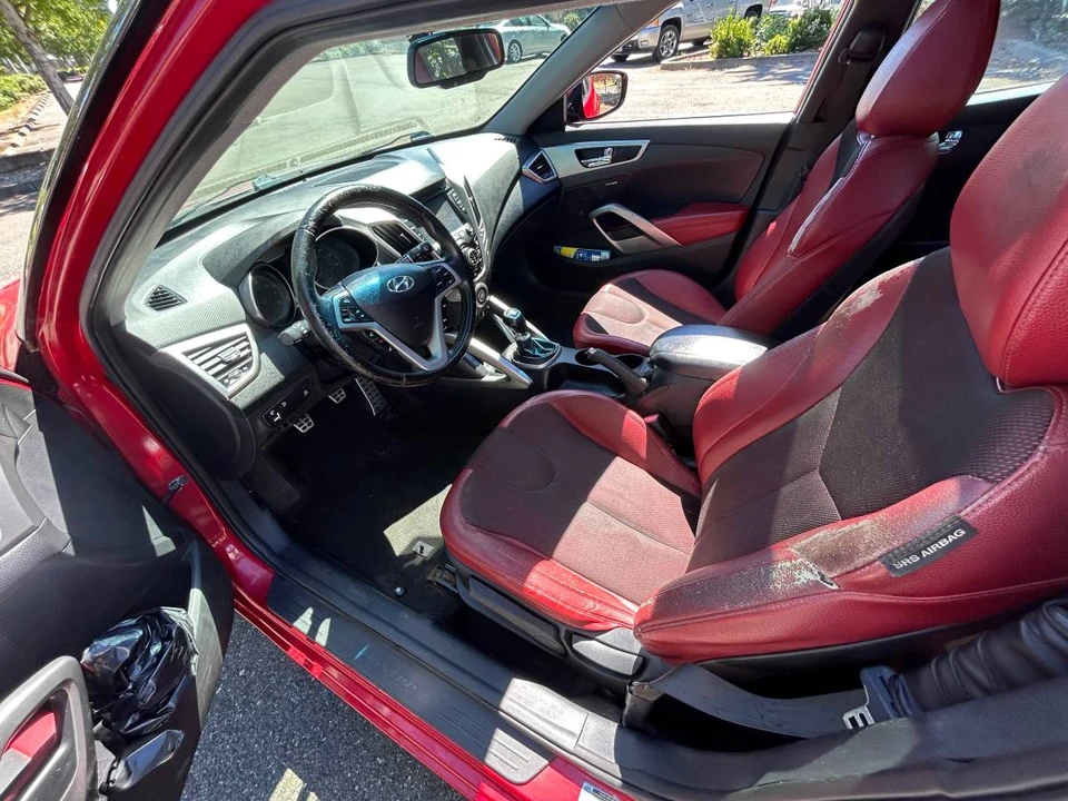 2013 Hyundai Veloster - Image 9 of 9