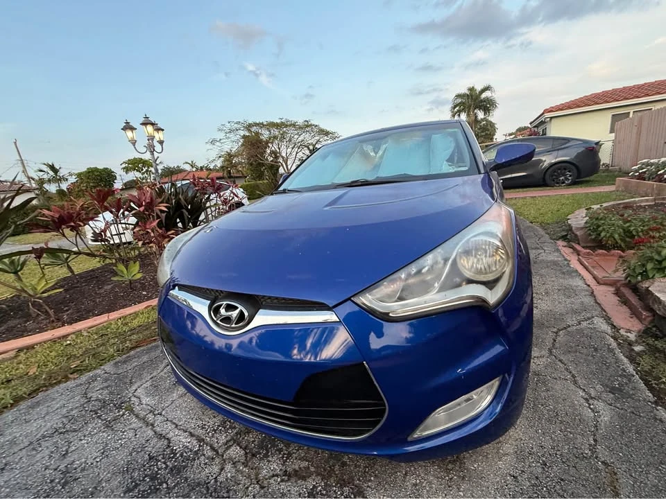 2013 Hyundai Veloster - Image 9 of 14