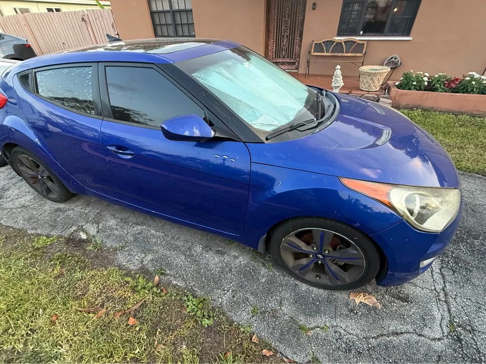 2013 Hyundai Veloster - Image 3 of 14