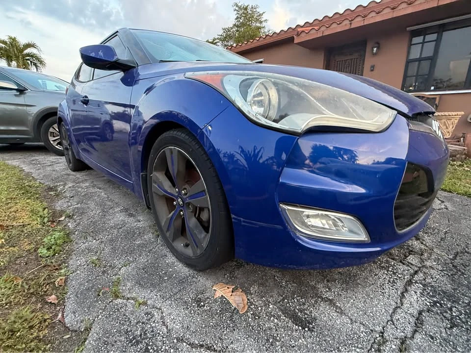 2013 Hyundai Veloster - Image 6 of 14