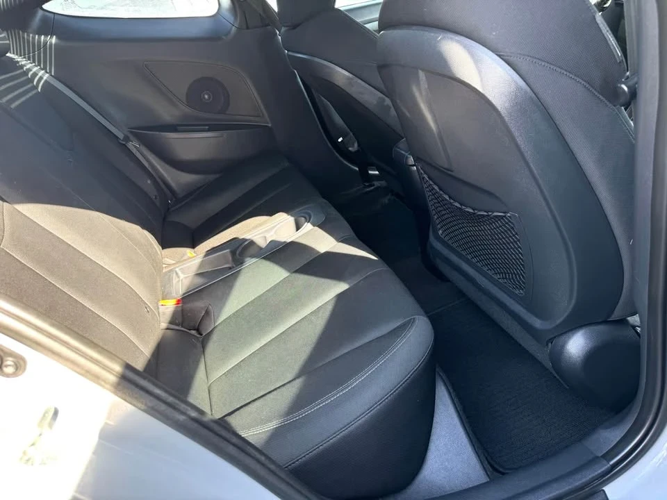 2013 Hyundai Veloster - Image 19 of 19