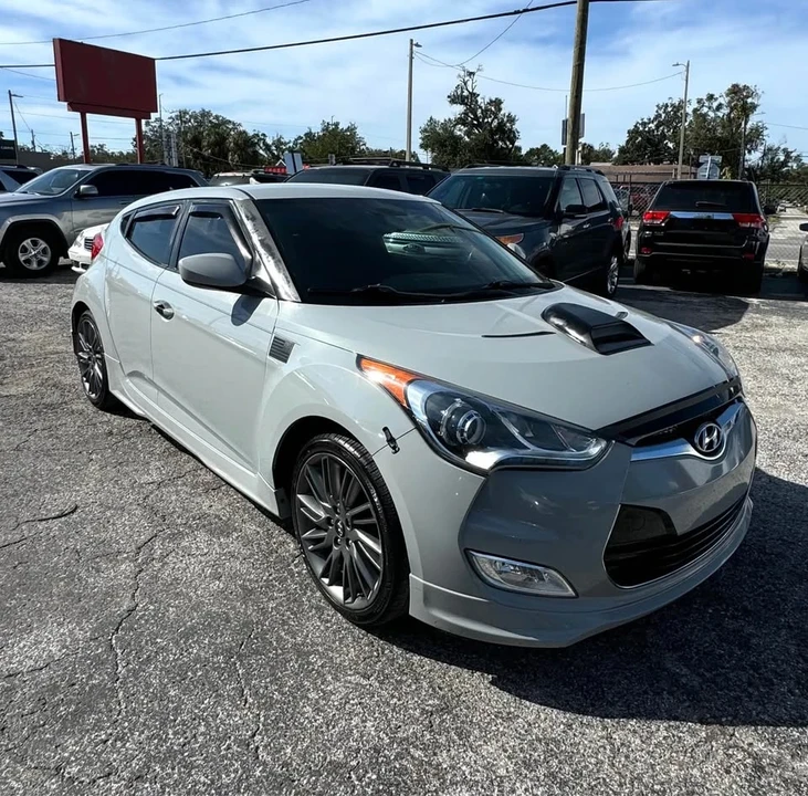2013 Hyundai Veloster - Image 5 of 19