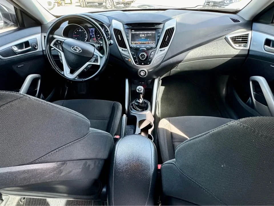 2013 Hyundai Veloster - Image 13 of 19
