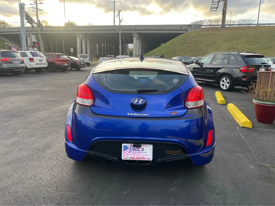 2013 Hyundai Veloster - Image 7 of 13
