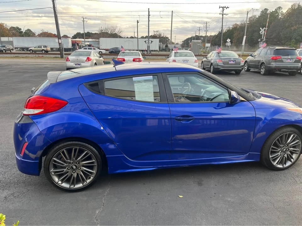 2013 Hyundai Veloster - Image 4 of 13