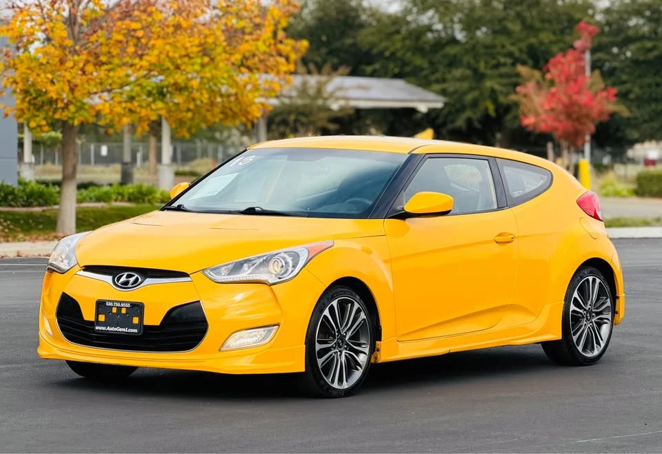 2013 Hyundai Veloster - Image 6 of 19