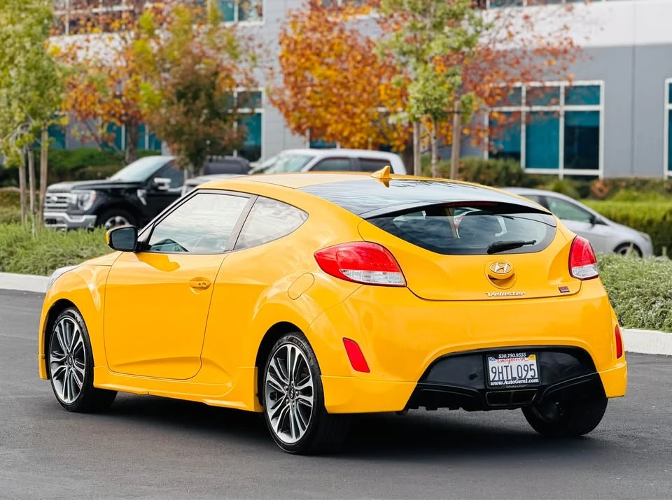 2013 Hyundai Veloster - Image 9 of 19