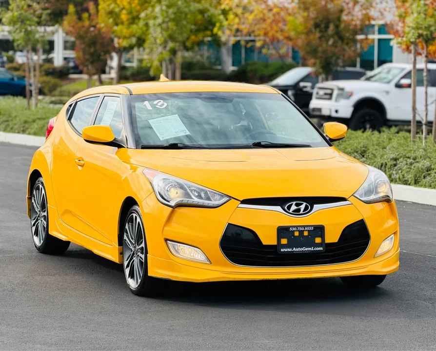 2013 Hyundai Veloster - Image 3 of 19