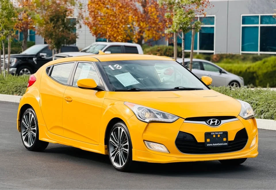 2013 Hyundai Veloster - Image 4 of 19