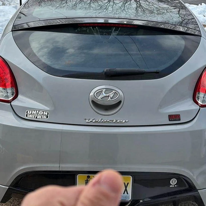 2013 Hyundai Veloster - Image 2 of 4