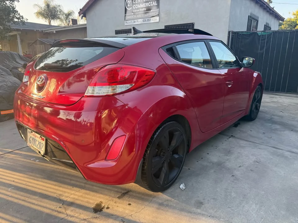 2013 Hyundai Veloster - Image 3 of 8