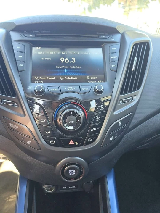 2013 Hyundai Veloster - Image 6 of 7