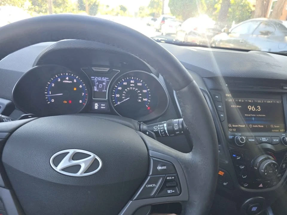 2013 Hyundai Veloster - Image 7 of 7