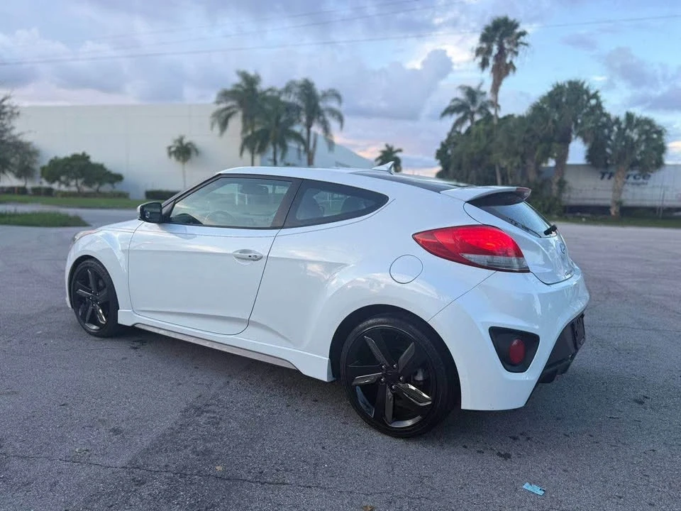2013 Hyundai Veloster - Image 6 of 6