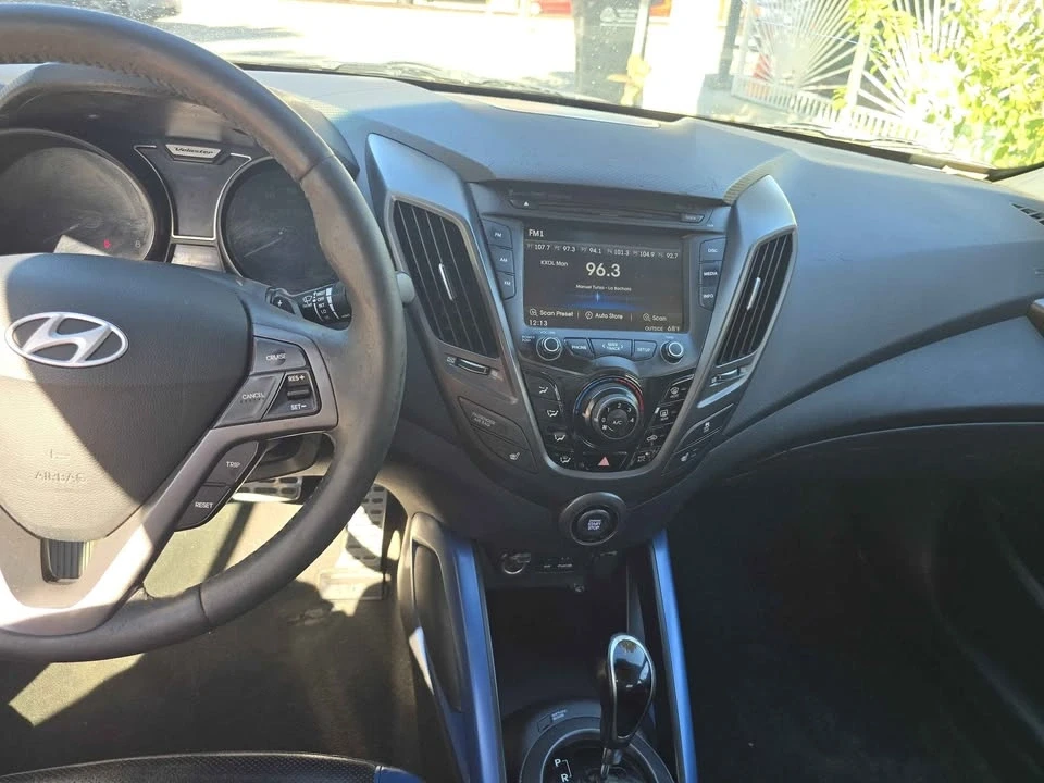 2013 Hyundai Veloster - Image 5 of 7