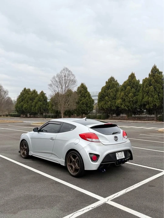 2013 Hyundai Veloster - Image 5 of 9