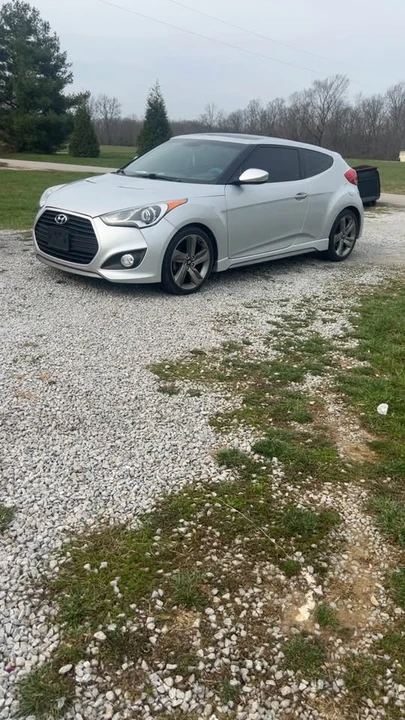 2013 Hyundai Veloster - Image 4 of 9