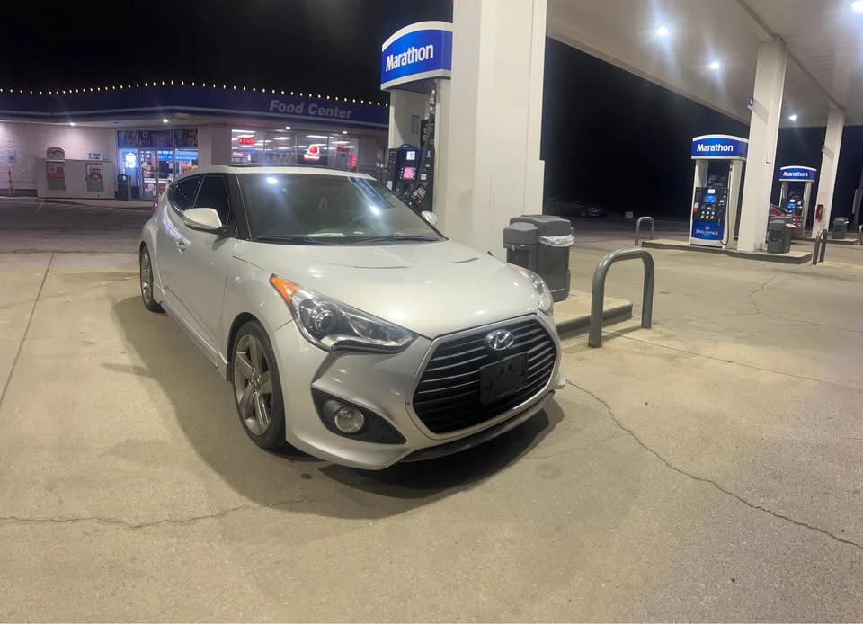 2013 Hyundai Veloster - Image 5 of 9