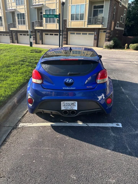 2013 Hyundai Veloster - Image 2 of 7