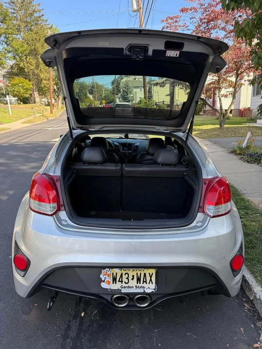 2013 Hyundai Veloster - Image 4 of 8