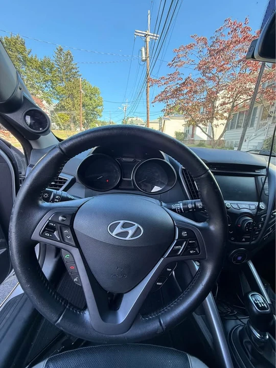 2013 Hyundai Veloster - Image 8 of 8