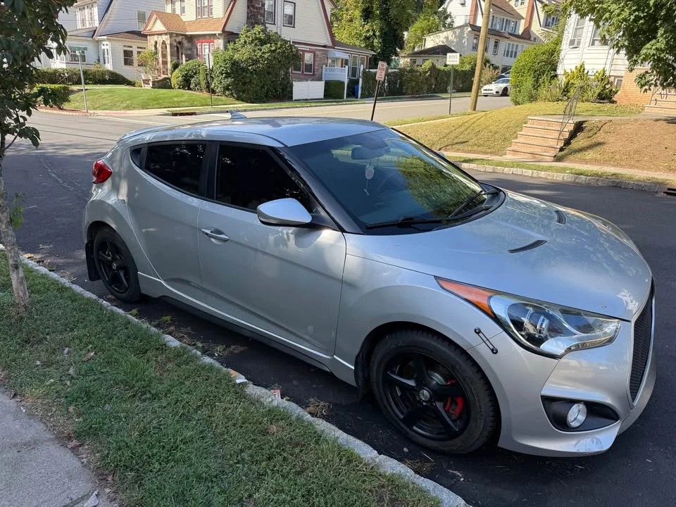 2013 Hyundai Veloster - Image 3 of 8