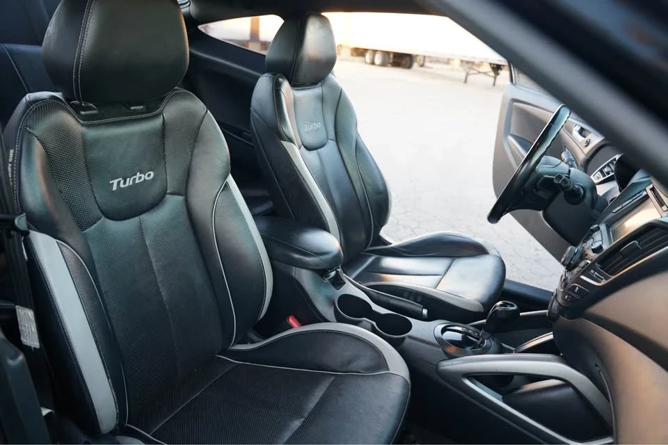 2013 Hyundai Veloster - Image 8 of 12