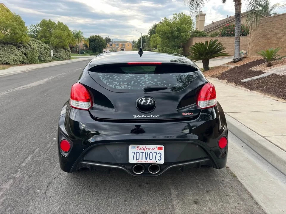 2013 Hyundai Veloster - Image 9 of 10