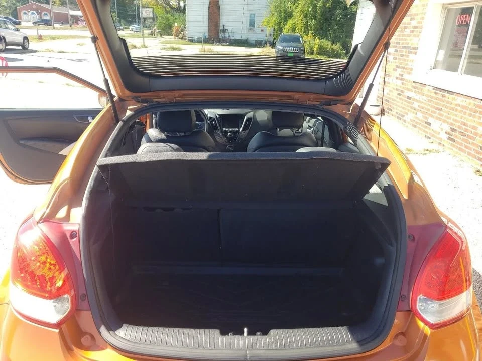 2013 Hyundai Veloster - Image 9 of 20