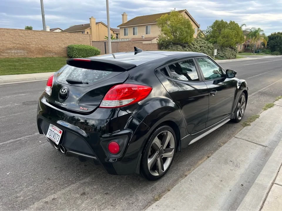 2013 Hyundai Veloster - Image 3 of 10