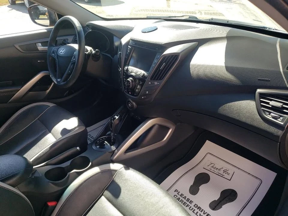 2013 Hyundai Veloster - Image 14 of 20