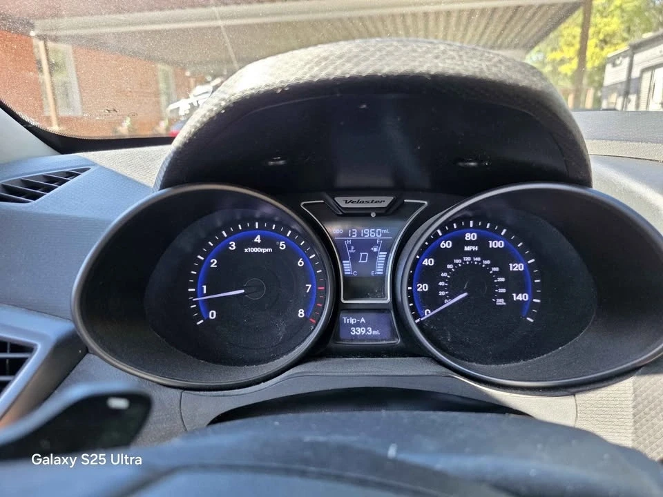 2013 Hyundai Veloster - Image 7 of 13